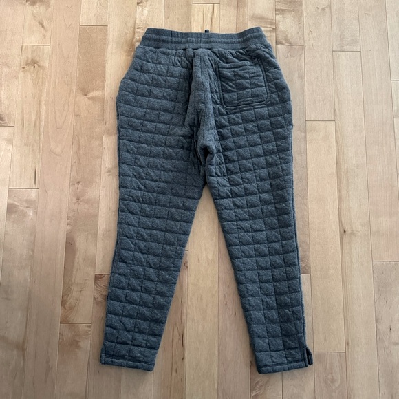 MPG Aspire Quilted Slim Leg Pants - Picture 2 of 10